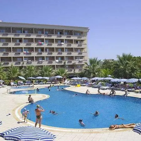 Resort Aska Bayview Okurcalar